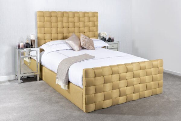 Oliver Sons Ambassador 4 Poster Chesterfield Bed - Image 2